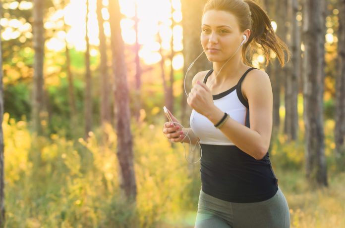 Descoperă beneficiile alergatului in aer liber pentru sănătate