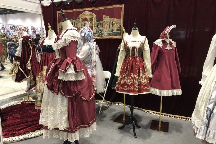 Lolita fashion pentru tinere romantice