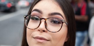 Machiajul pentru persoane cu ochelari Machiajul pentru persoane cu ochelari