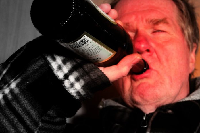 Alcoolismul - Simptome, cauze si tratament Alcoolismul - Simptome, cauze si tratament