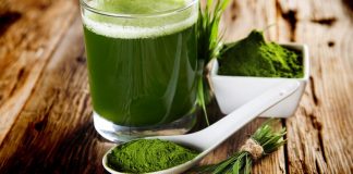 Sucul de orz verde – Proprietăți și beneficii pentru sănătate 1-sucul-de-orz-verde