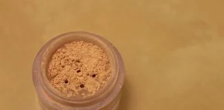 Avantajele machiajului mineral 100% natural