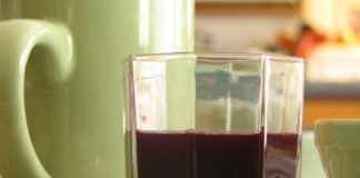 Sucul de coacaze negre, cel mai mare antioxidant natural