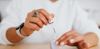 Cum sa faci manichiura Hollywood? Cum sa faci manichiura Hollywood