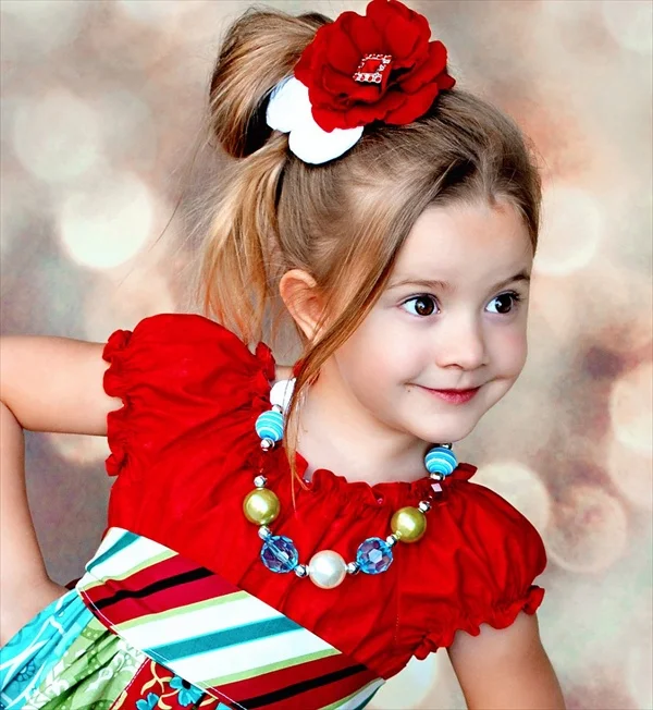 Coafura deosebita pentru fetite, Foto: hairstylesforhaircuts.com 