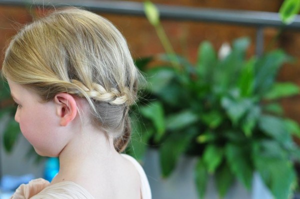 Coafura moderna pentru fetite, Foto: littlegirlshairdos.blogspot.com 