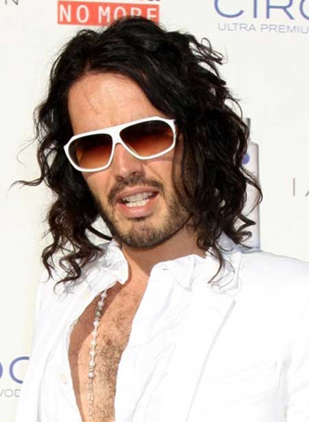 Coafura pentru barbati cu par mediu ondulat, Foto: mens-hairstyle.com 