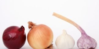Descopera ce tratamente pe baza de ceapa sunt eficiente pentru sanatatea ta Descopera ce tratamente pe baza de ceapa sunt eficiente pentru sanatatea ta