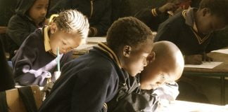 Epidemia de ras din Tanzania, un fenomen de isterie in masa