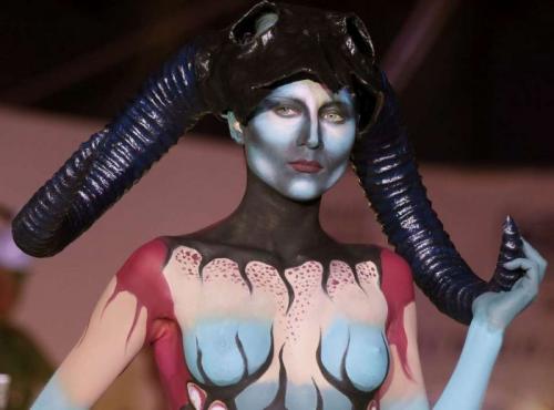 Coafura care ne duce cu gandul la filmele SF, Foto: topnews.ru