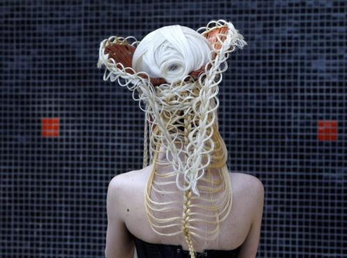 Coafura extravaganta de zi cu zi, Foto: topnews.ru