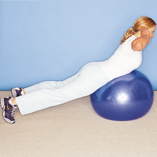 Exercitii lombare, hiperextensie pe minge, goodhousekeeping.com 
