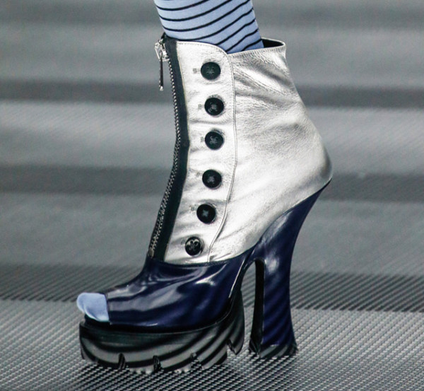 Ghete creatie Miu Miu, Foto: auxjourslejour.com 