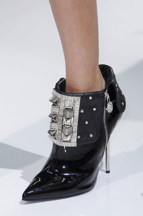 Ghete la moda in 2013 marca Versace, Foto: blog.brandsexclusive.com.au 