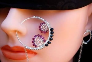 Piercing elegant pentru nas, Foto: forum.pclayer.com 