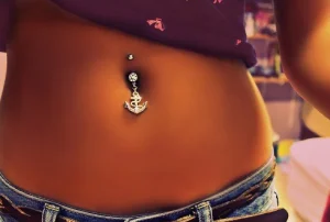 Piercing in forma de ancora, Foto: 514ink.com 