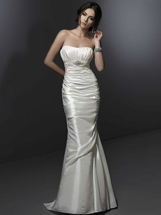 Rochie de mireasa la moda in 2013, Foto: indulgy.com