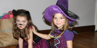 Vezi galeria foto cu cele mai interesante costume de Halloween pentru copii din 2013 Vezi galeria foto cu cele mai interesante costume de Halloween pentru copii din 2013