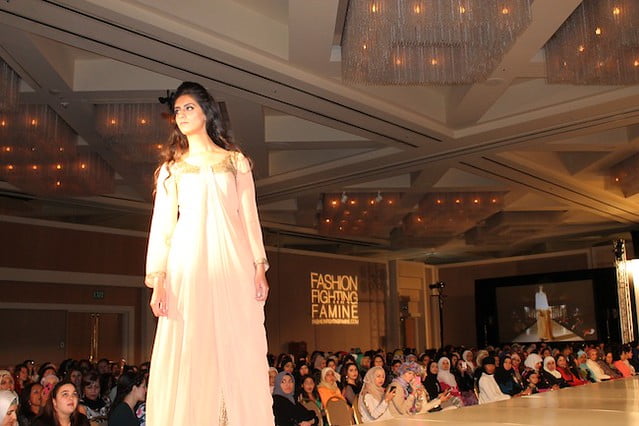 Articole de imbracaminte esterioara pentru femei la moda in 2013-2014