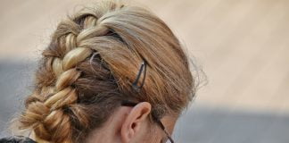 Modele de coafuri potrivite pentru femeile cu varsta de 40-50 de ani Modele de coafuri potrivite pentru femeile cu varsta de 40-50 de ani