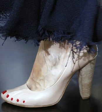 Pantofi pentru femei marca Céline, Foto: shoerazzi.com