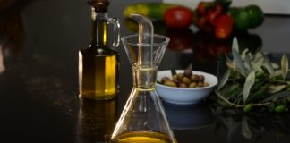 Care sunt proprietatile uleiului de in cu usturoi