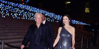 Dieta cu supa a actritei Catherine Zeta Jones si efectele ei uimitoare pentru silueta