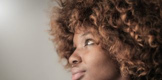 Vezi ce coafuri se practicau in anii 80 – Galerie foto Vezi ce coafuri se practicau in anii 80 - Galerie foto