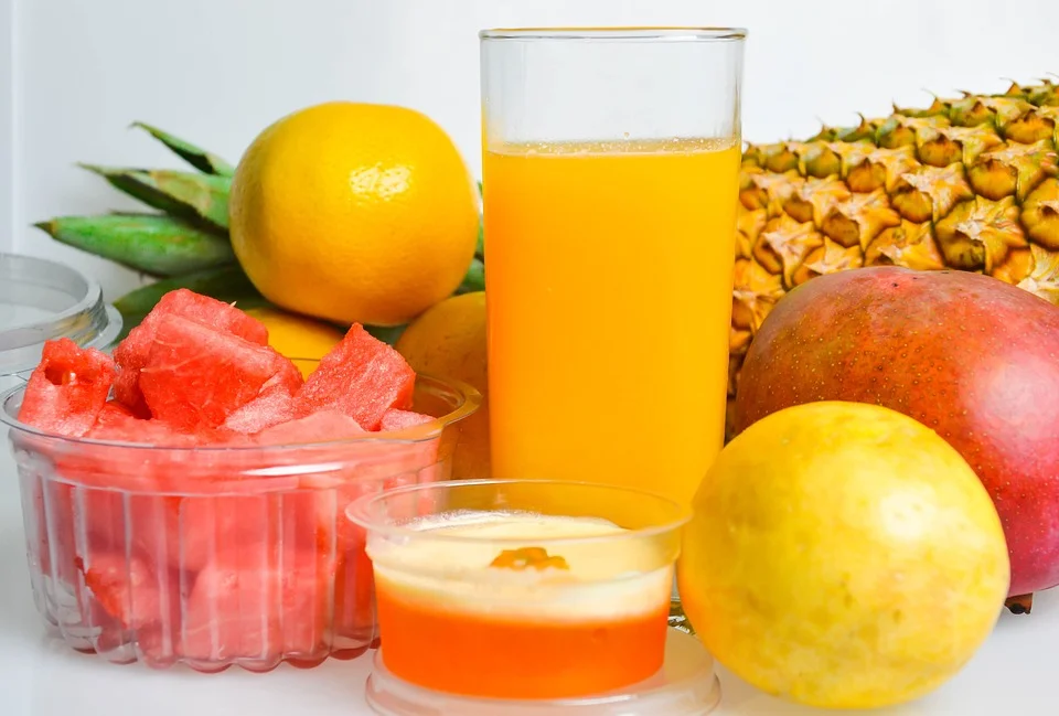 4-suc-de-ananas-combinatii-cu-alte-fructe