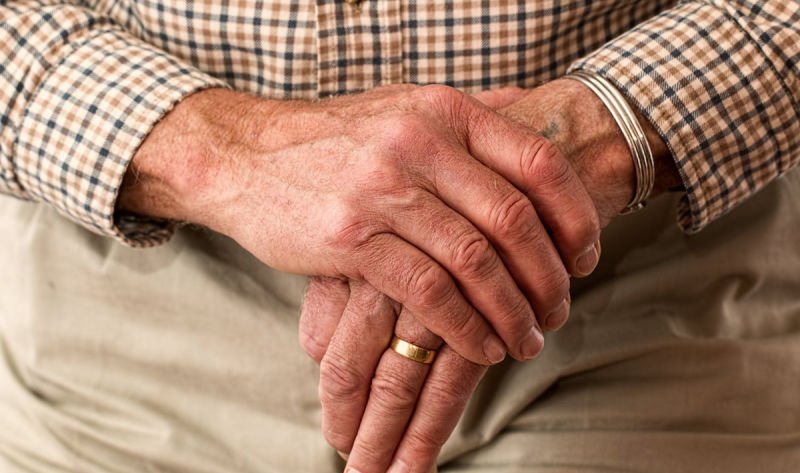 reumatism gutos cum se reduce durerea în articulațiile mâinilor