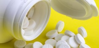 Atentie unde tineti medicamentele, pentru a preveni otravirea copiilor! Atentie unde tineti medicamentele, pentru a preveni otravirea copiilor!