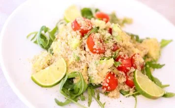 Planta Quinoa contine toti cei 9 aminoacizi esentiali, fiind o sursa bogata in proteine Planta Quinoa contine toti cei 9 aminoacizi esentiali, fiind o sursa bogata in proteine