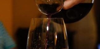 ATENTIE! Sulfitii pot provoca dureri de cap, sindrom de colon iritabil, eruptii pe piele, probleme de comportament sau chiar astm