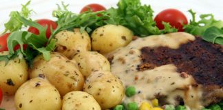 Stiati ca proteinele din plante contin mai putine grasimi, nu au colesterol si sunt bogate in fibre