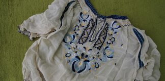 Ia românească apreciată în prezentările de modă din anul 2014 Ia românească apreciată în prezentările de modă din anul 2014