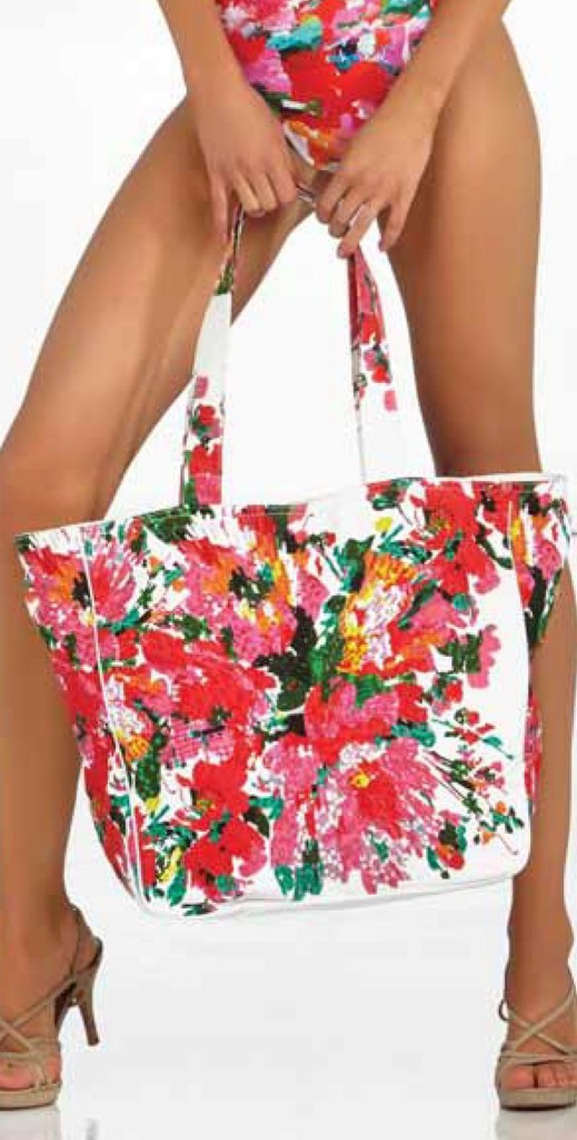 Model de geată cu imprimeu floral, Foto: southbeachswimsuits.com