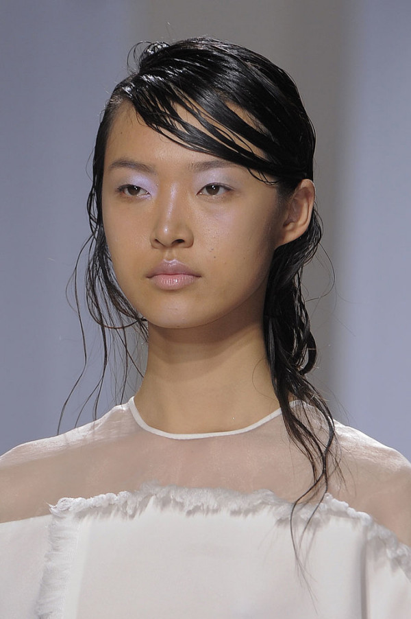 Părul umed la modă în acest an, Foto: popsugar.com.au