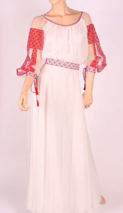 Rochie tradițională românească, Foto: costumepopulare.wordpress.com