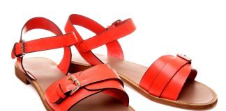 Sandalele pentru femei la modă în vara anului 2014