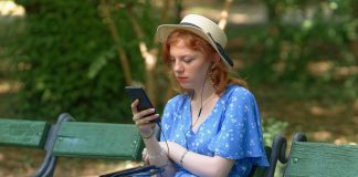 Albastrul, culoarea la modă în vara anului 2014 Albastrul, culoarea la modă în vara anului 2014