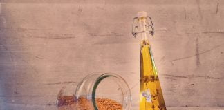 Protejează-ți pielea cu ulei de susan împotriva razelor ultraviolete