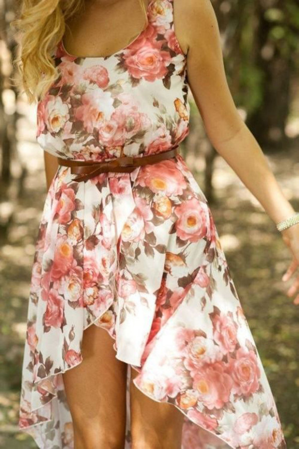 Rochie cu imprimeu floral în tendințele modei din această vară, Foto: justthedesign.com