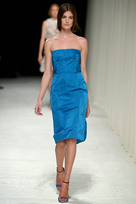 Rochie elegantă de ocazie, marca Nina Ricci, Foto: inoubliablemodelarmy.com