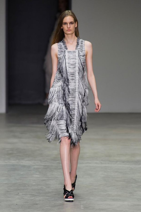 Rochie realizată de Calvin Klein, Foto: fashionising.com