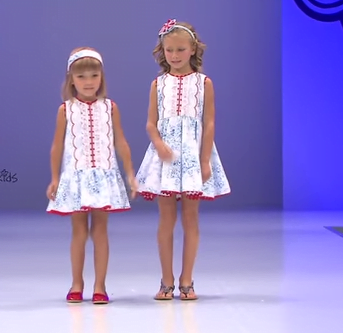 Rochițe de vară pentru fetițe