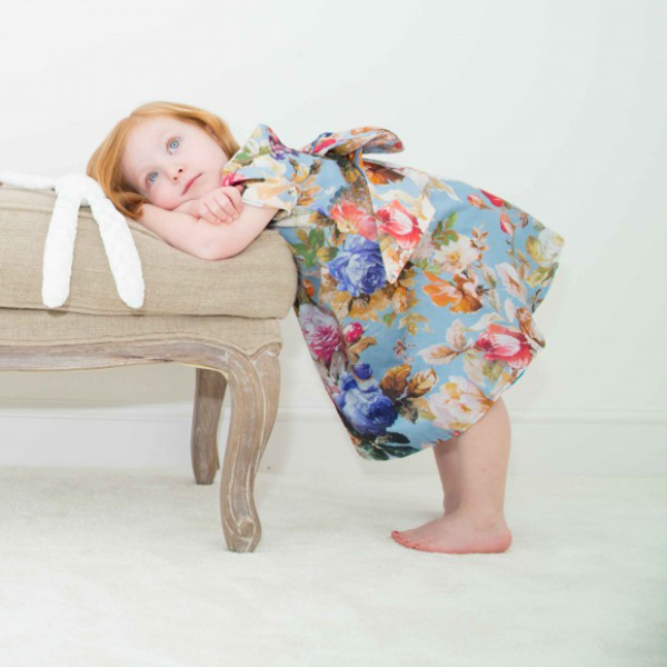 Rochiță elegantă cu imprimeu floral, Foto: bellissimakids.com