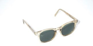 Accesorii transparente la modă în anul 2014 Accesorii transparente la modă în anul 2014