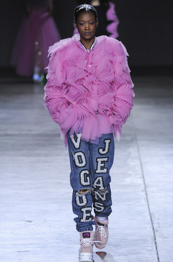 Noi tendințe în moda din acest an, Foto: ashish.co.uk