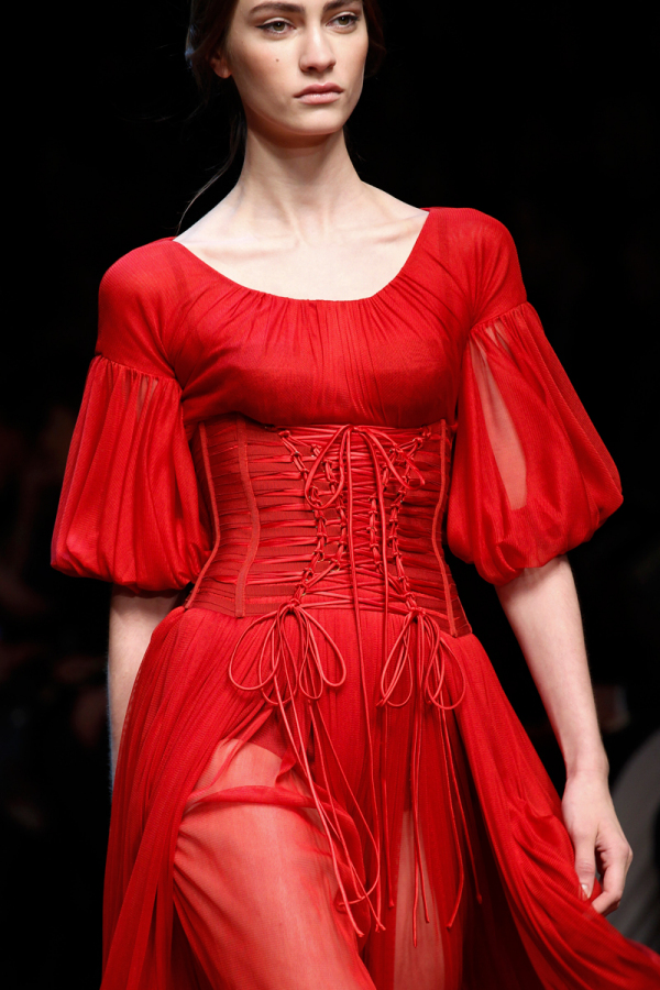 Rochie elegantă Dolce&Gabbana, Foto: inspirationbycolor.com