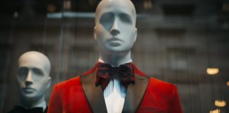 Roșu închis sau vișiniu în tendințele modei din toamna-iarna 2014-2015 Roșu închis sau vișiniu în tendințele modei din toamna-iarna 2014-2015